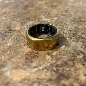 Oura ring Gen 3 Size 6